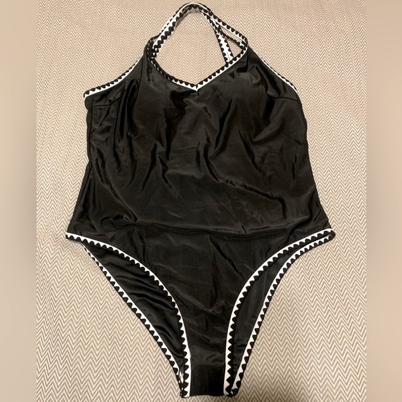 NWT. SHEIN one piece swimsuit. Black with white trim. Criss-cross back straps. - Picture 1 of 5